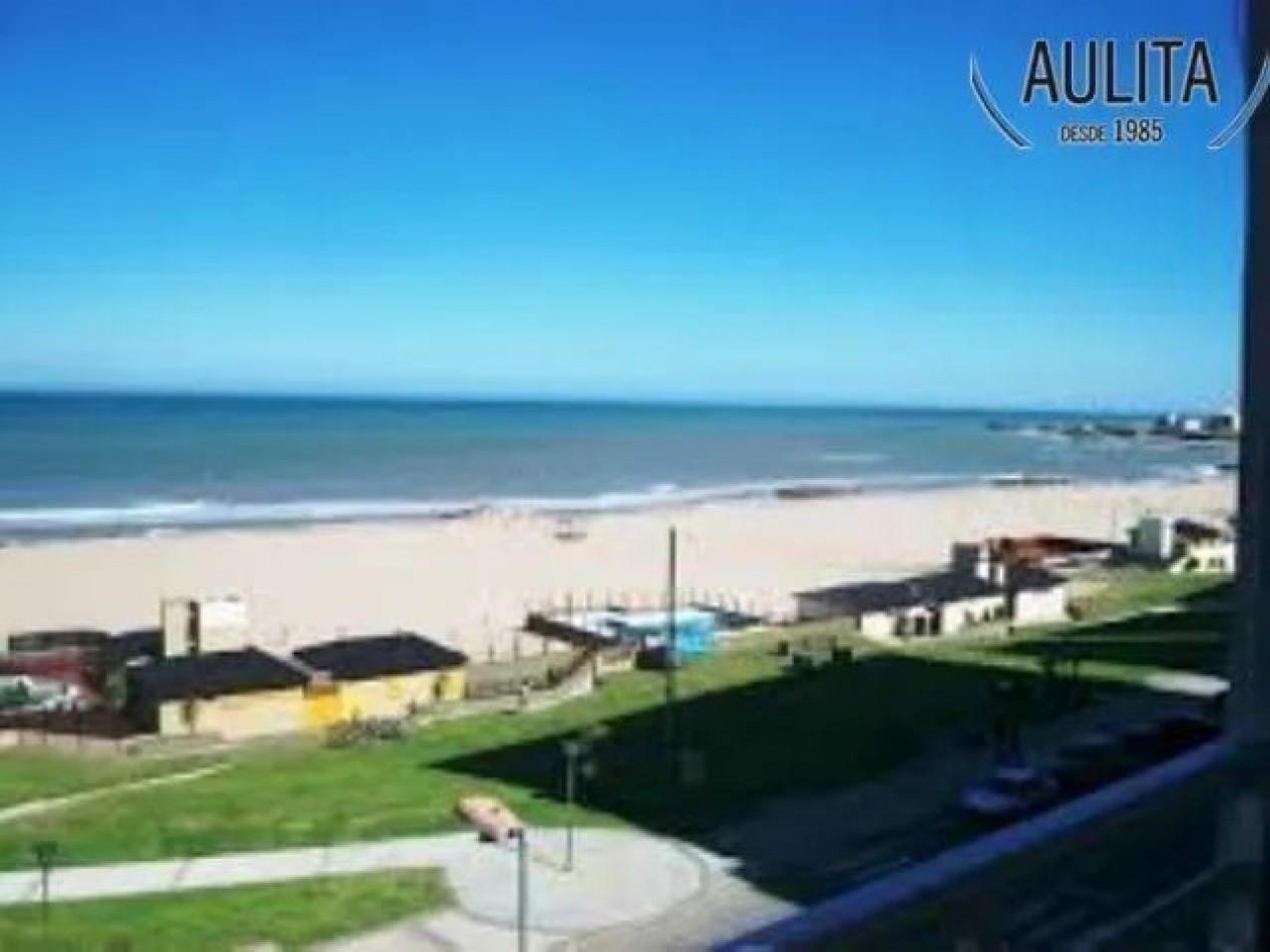 Departamento en alquiler con vista al mar