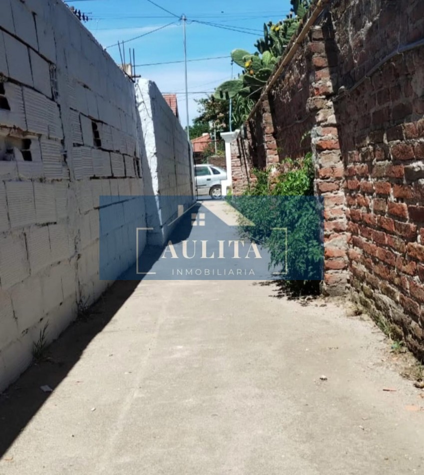 PH con entrada individual y servicios.