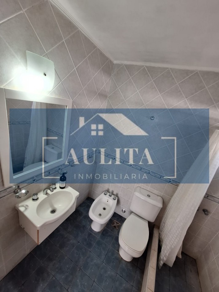 Duplex sobre av. 37 proximo a la Costanera