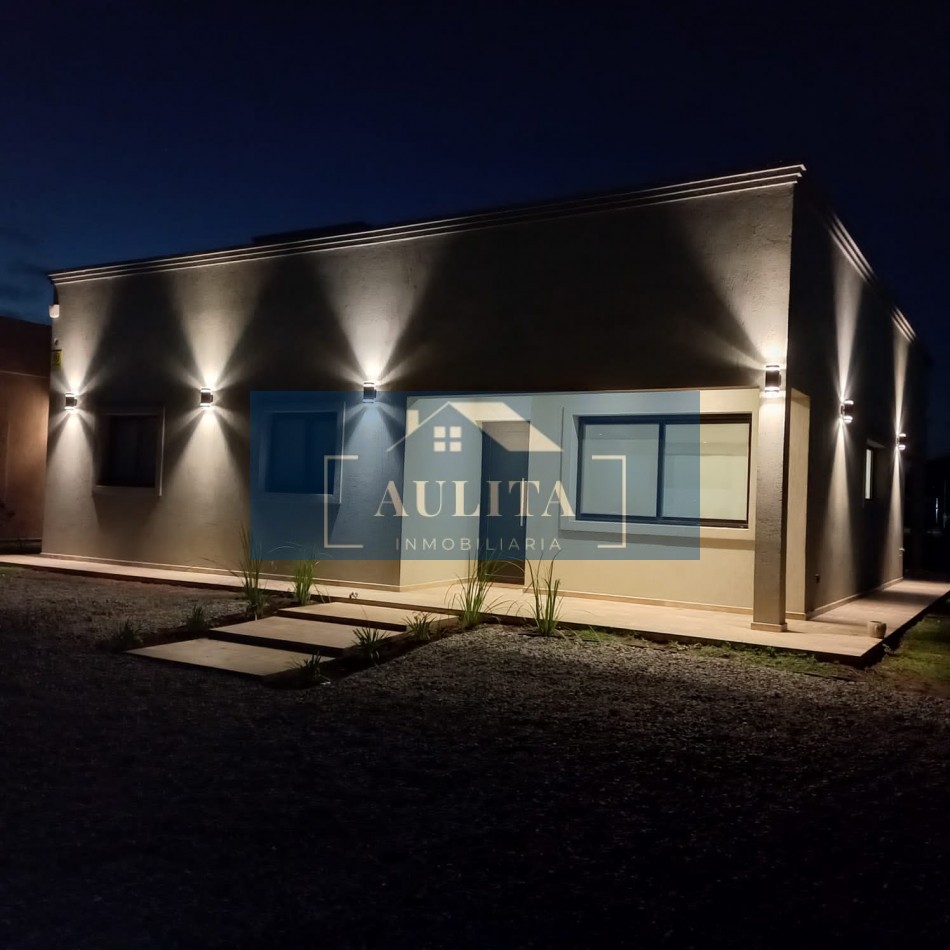 Chalet a estrenar en Barrio Las Lomas