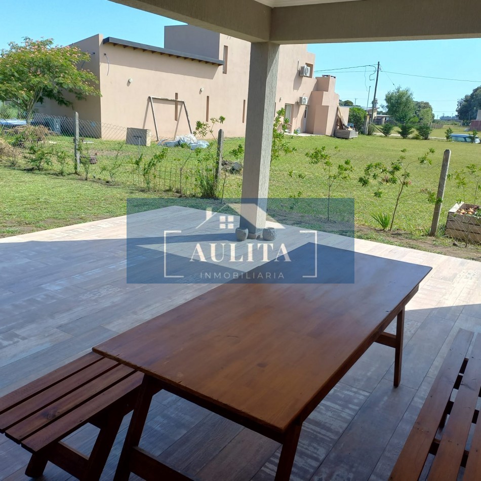 Chalet a estrenar en Barrio Las Lomas