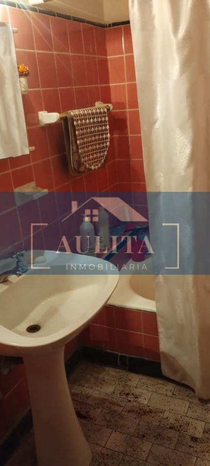 3 propiedades en un lote ( ideal para renta ) 