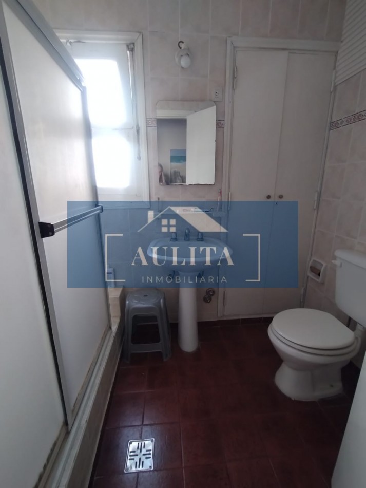 3 ambientes con dependencia de servicio y cochera