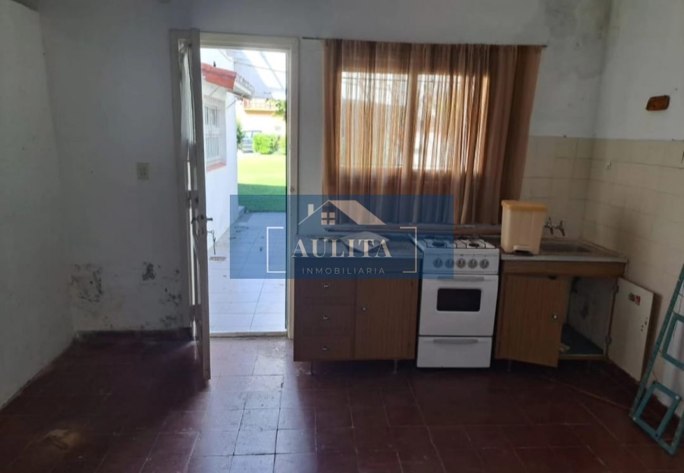 Casa con gran terreno - Centro