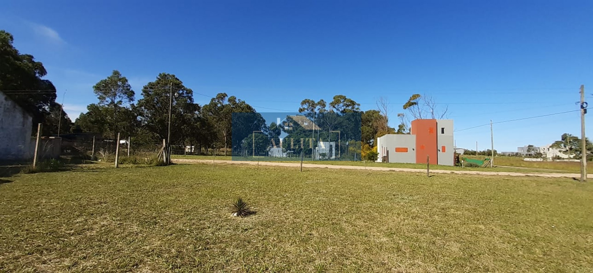 Lote en Bristol frente al Golf