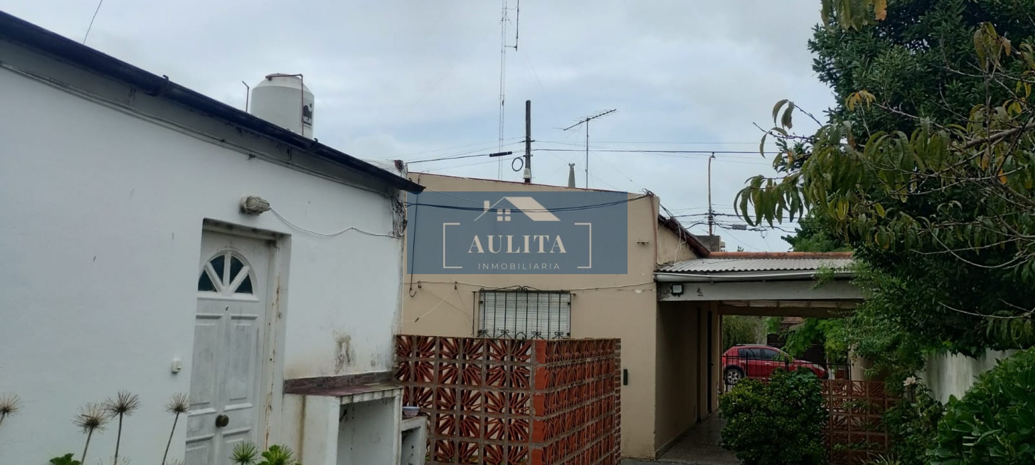3 propiedades en un lote ( ideal para renta ) 