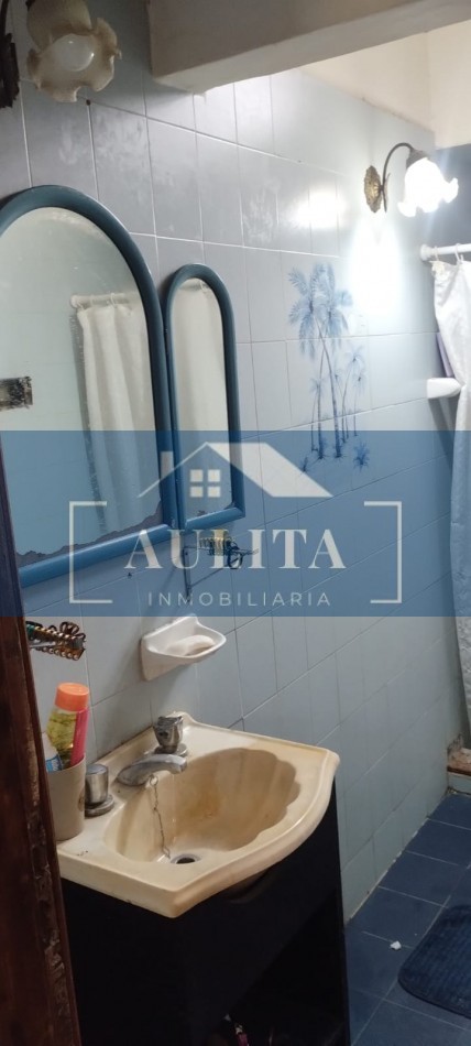 3 propiedades en un lote ( ideal para renta ) 