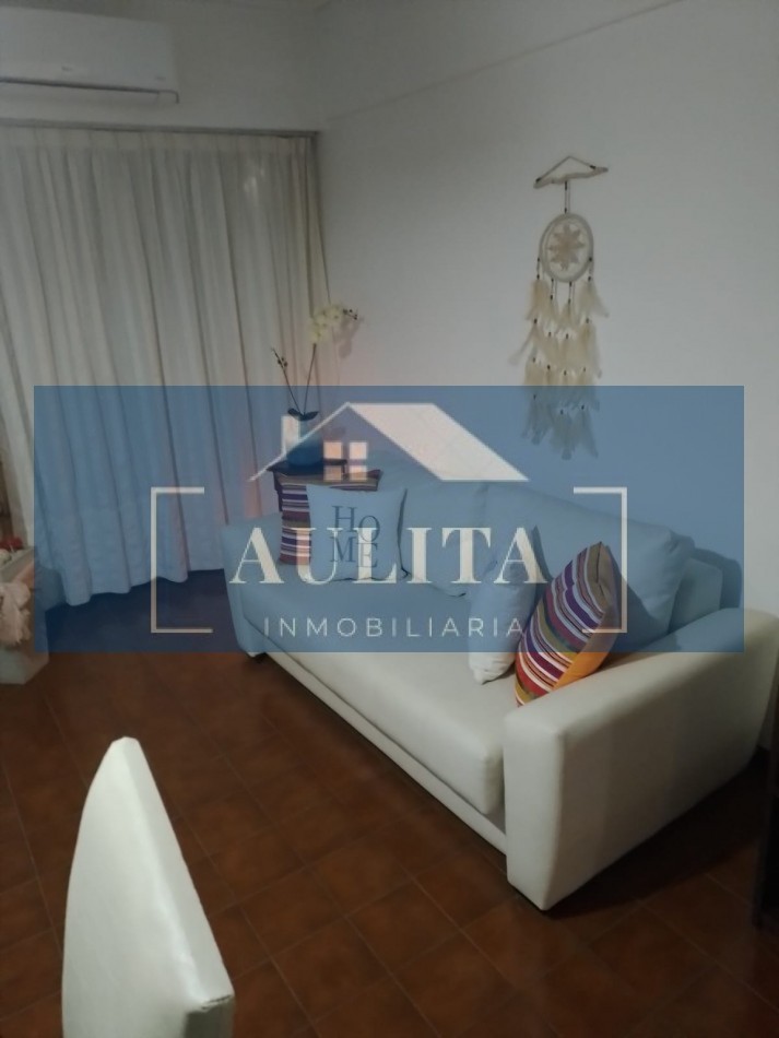 Excelente departamento (3 amb.) a metros del mar con cochera