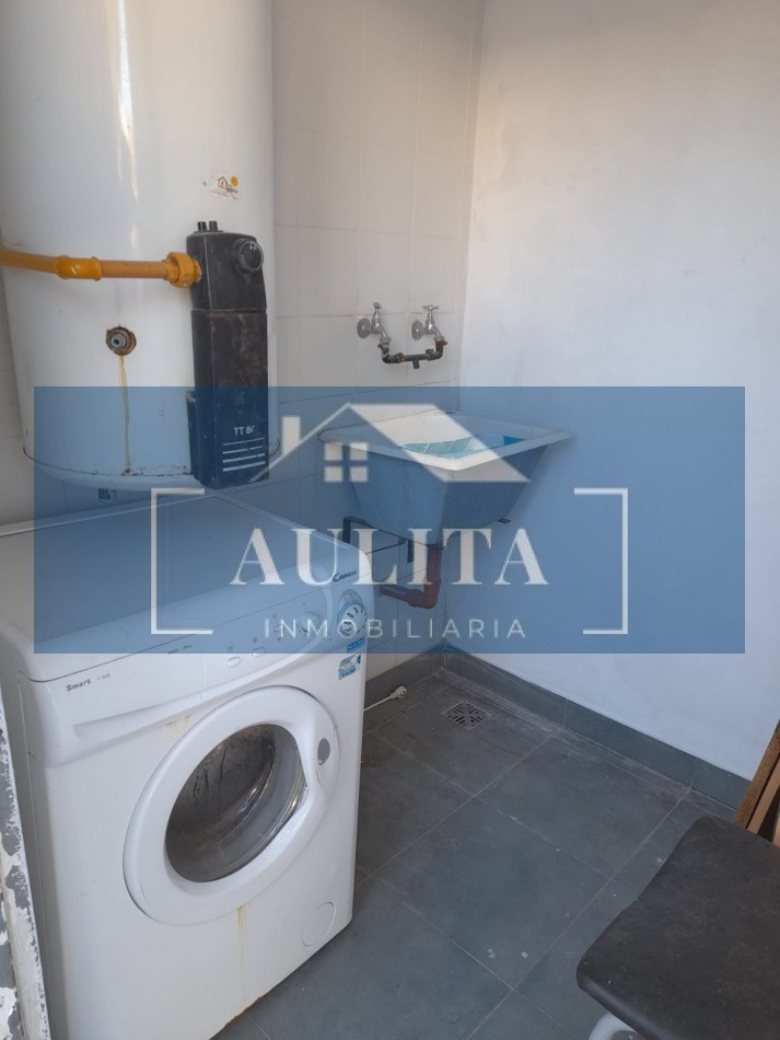Duplex sobre av. 37 proximo a la Costanera