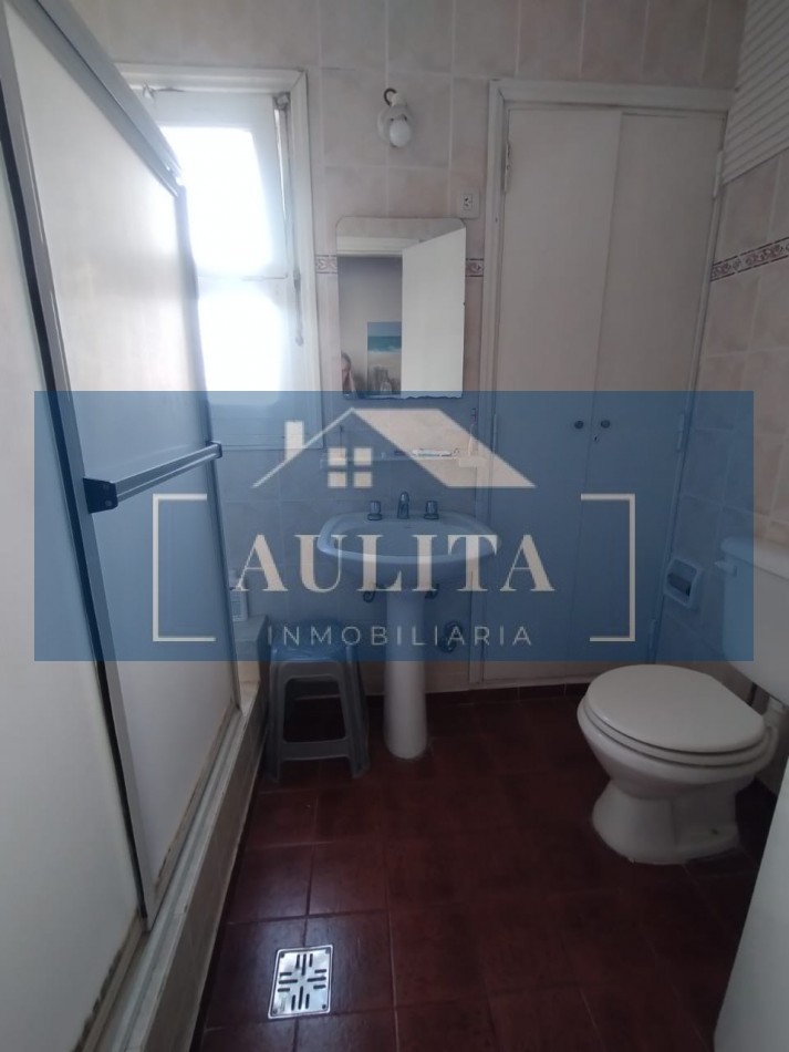 3 ambientes con dependencia de servicio y cochera