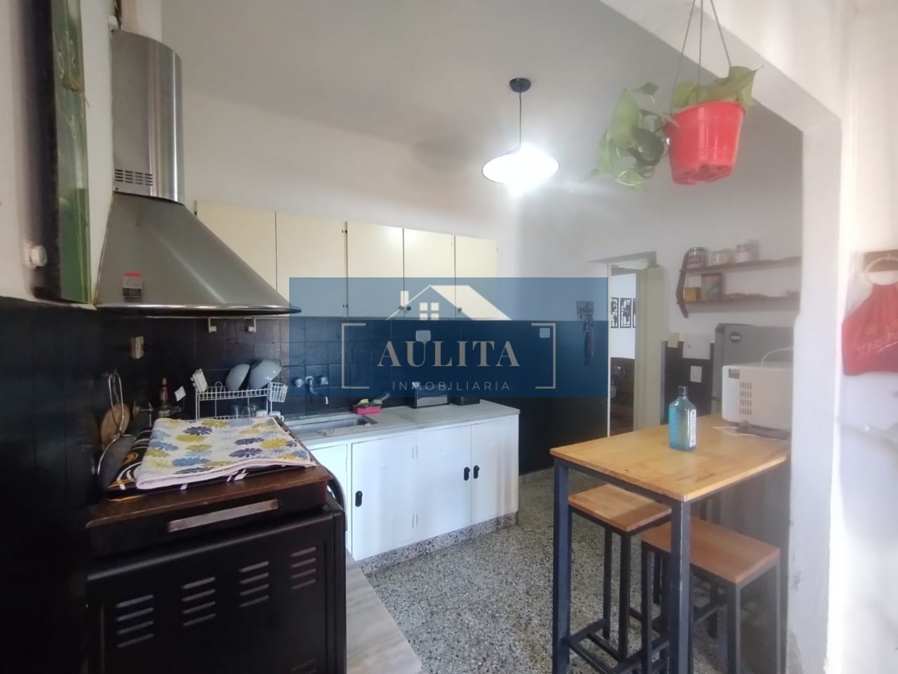 3 ambientes con dependencia de servicio y cochera
