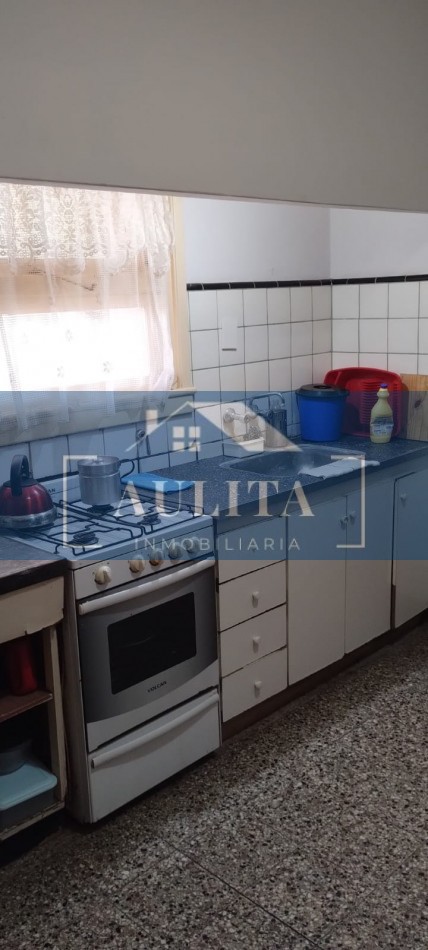 3 propiedades en un lote ( ideal para renta ) 