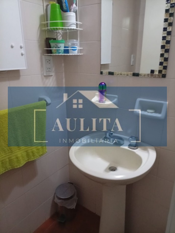 Excelente departamento (3 amb.) a metros del mar con cochera