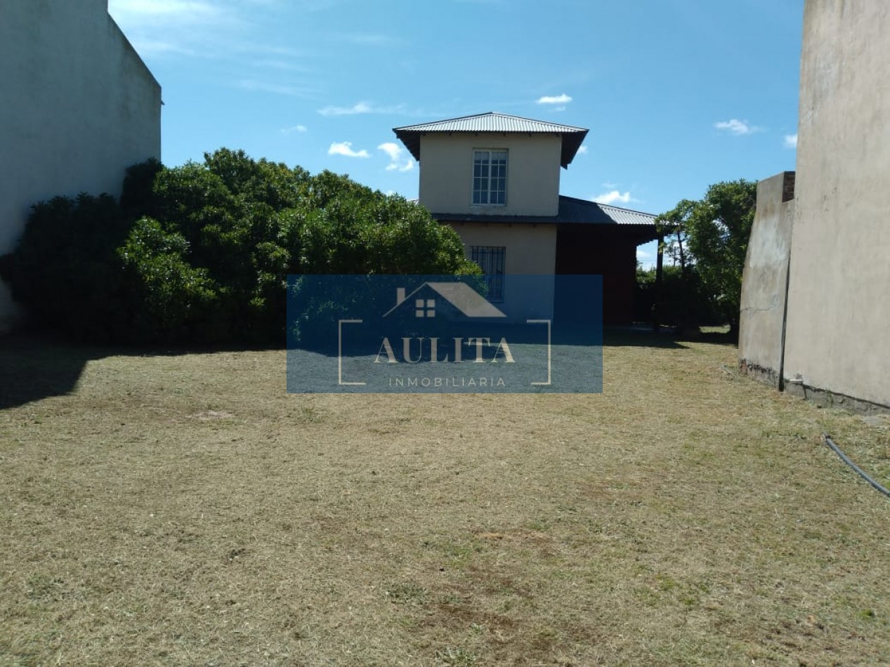 Casa a metros de la playa en Mar del Sud