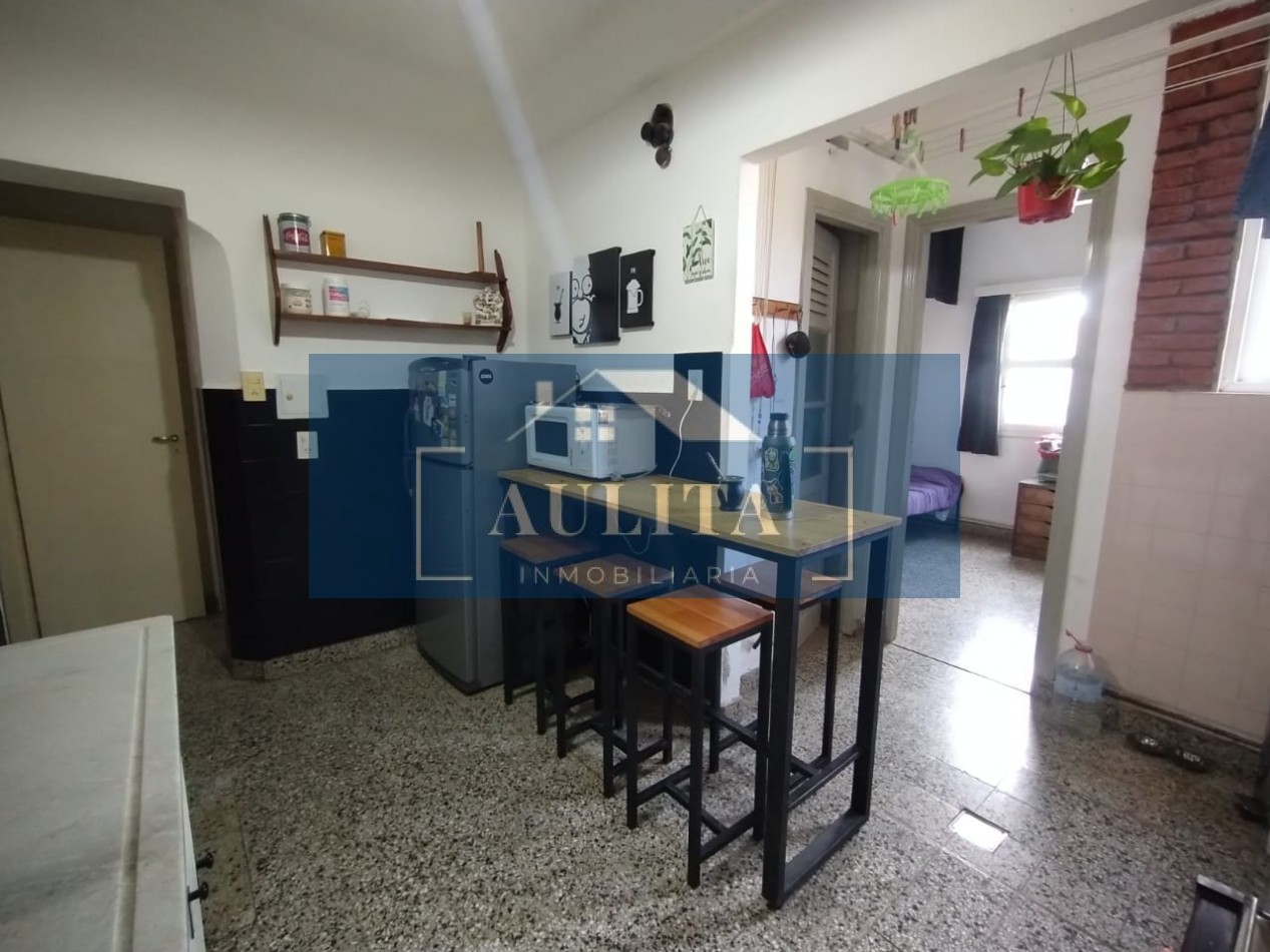 3 ambientes con dependencia de servicio y cochera