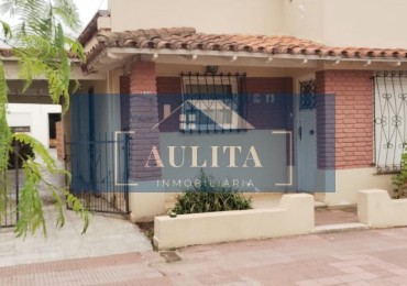 3 propiedades en un lote ( ideal para renta ) 