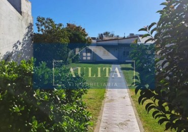 Casa con gran terreno - Centro